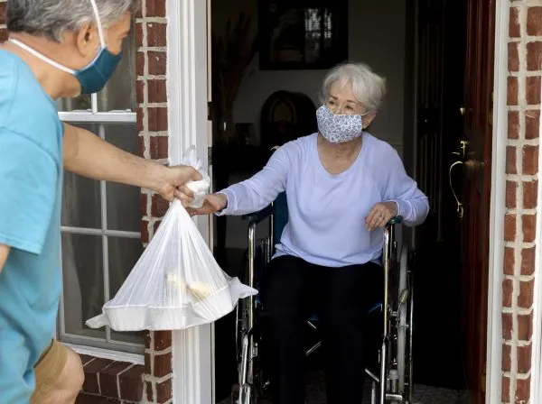 MealsToNursingHomes-5